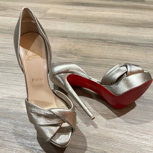Christian Louboutin Designer Metallic Leather Pumps, 38, excellent condition - Picture 2 of 5